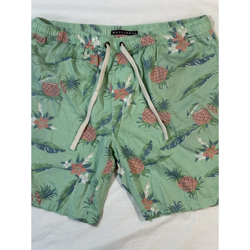 Billabong Boardshorts Men XL Green Pineapple Swim Inseam Bathing‎ Suit Trunks